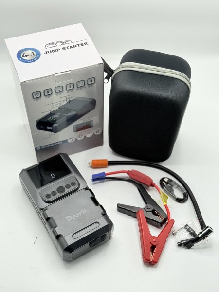 بوستر شحن سيارة شاحن سيارة + كمبريسة نفخ  <br> <span class='text-color-warm'>سيتوفر قريباً</span>