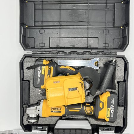 طقم ديولت  <br> <span class='text-color-warm'>سيتوفر قريباً</span>